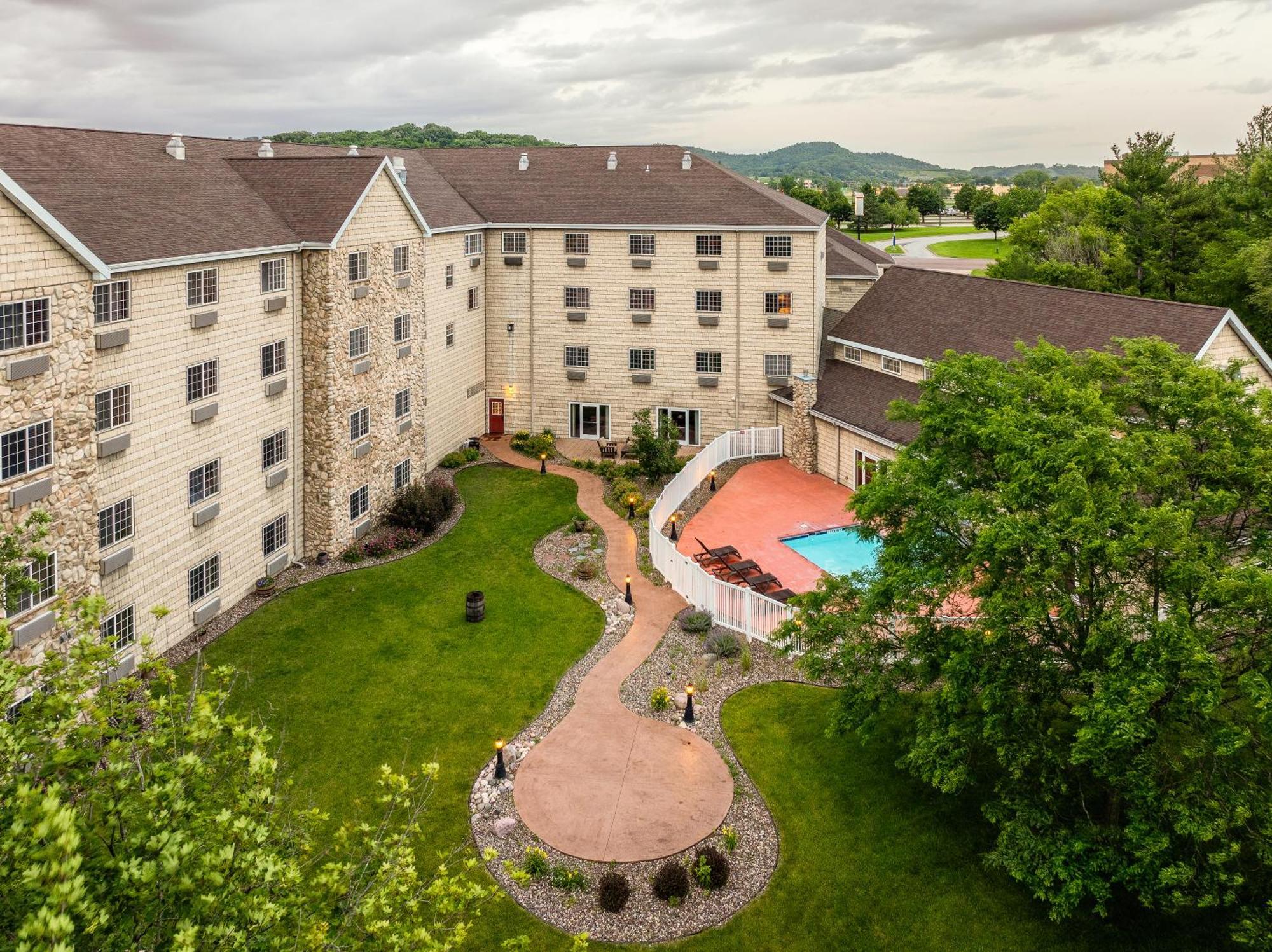 Stoney Creek Hotel La Crosse - Onalaska Bagian luar foto